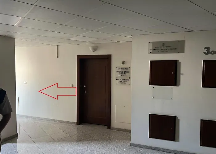 Thea Dora 10b Luxe Apartament *